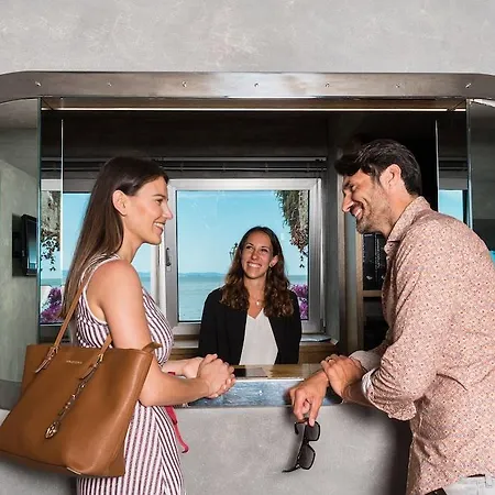 ホテル Miramare - Adults Only Con Private トリエステ