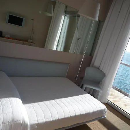 Miramare - Adults Only Con Private 酒店 4*